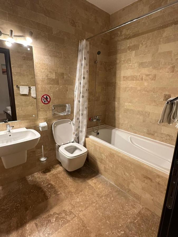 Apartament Otopeni Buitenkant foto